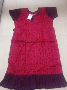 Comfortable Red & Purple Printed Nightgown