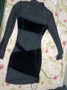 Chic Black Mesh &amp; Velvet Dress