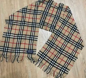 Aunthetic Burberry Scarf - Classic Style