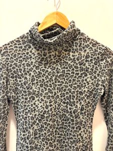 Leopard Print Turtleneck Top