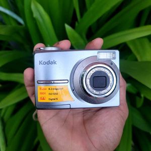 KODAK EASYSHARE C813 Digital Camera