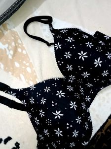 Cute Black Floral Print Bra
