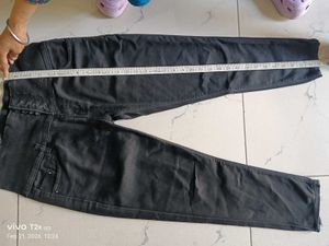 Stylish Black Jeans