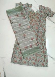 Floral Print Embellished Kurta set