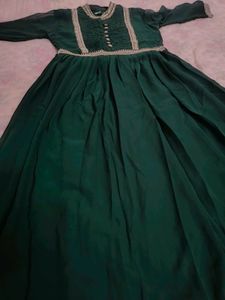 Elegant Green Embroidered Ethnic Gown
