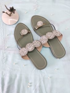 Trending And Stylish Women Flats