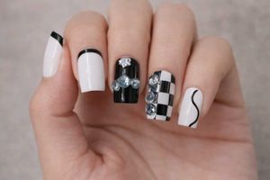 Black and white check Press-On Nails Set