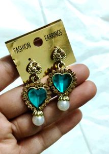 Heart Shaped Teal Earrings with Pearls
