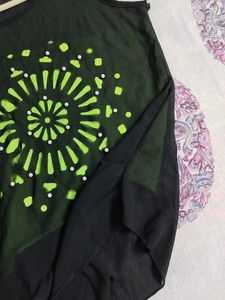 Detailed With Bits Top#STUDIO