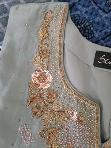 Embellished Grey Sleeveless Kurta