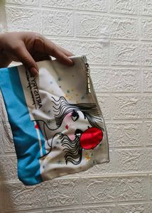 Eiffel Tower Key Pouch