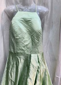 191712. Elegant Pastel Green Evening Gown