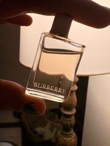 Burberry HER EDT Perfume