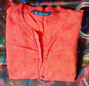 Avaasa Orange Print Kurti