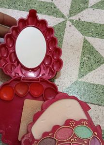 NYN Makeup Kit