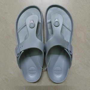 Miniso Flipflops - Size 10