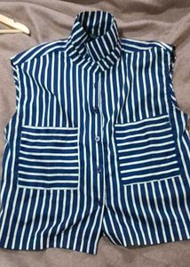 striped sleeveless shirt