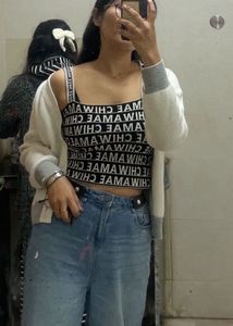 Graphic Print Crop Top
