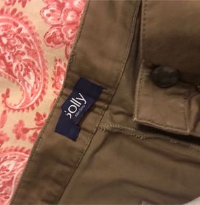 Brand New Trouser. ALLEN SOLLY.32 SIZE