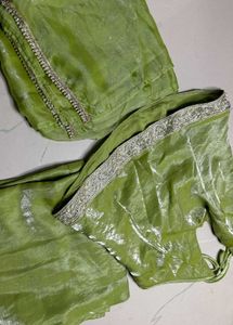 Nishorama Liza Halterneck Skirt Set