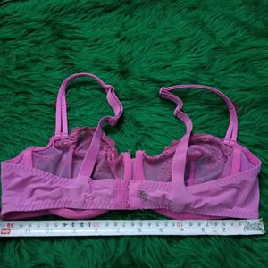 Pink 🫴🎁Embroidered Bra