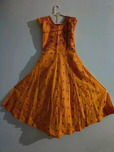 Elegant Embroidered Anarkali Kurta M size