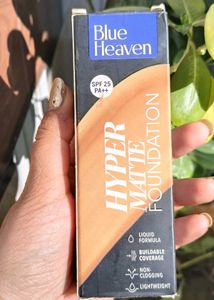Blue Heaven Hyper Matte Foundation