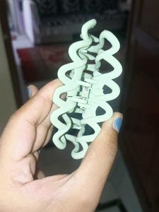 Light Green Spiral Claw Clip