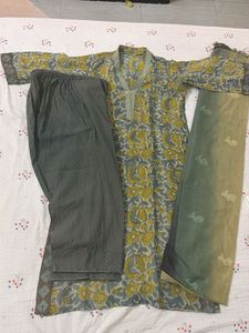 Floral Print Kurta Set with Dupatta