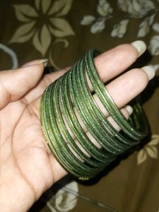 Green Bangles Set