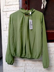 Chic Green Mock Neck Blouse