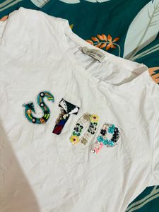 Women White Tshirt