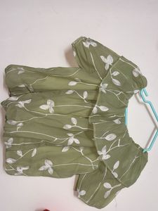 offshoulder top