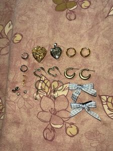 bundle of cute jewellery