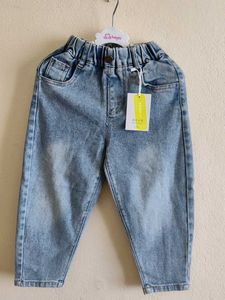 Unisex Cute Light Wash Denim boyfriend Jeans