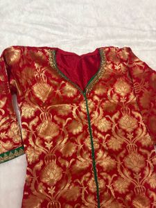 Elegant Ethnic Red &amp; Gold Kurta