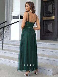 Elegant Emerald Green Tulle Gown