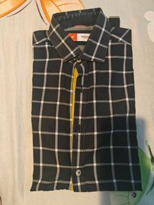 Men's Checkered Black Shirt,Size M