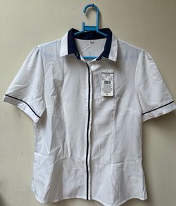 Chic White Short Sleeve Button-Up Top