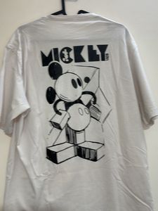 Mickey mouse bsck print white tshirt