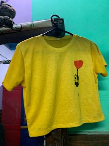 Cute Yellow T-Shirt with Heart Balloon Graphic