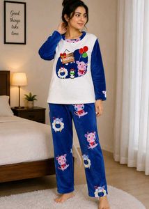40 Bust -   Cozy Winter Night Suit