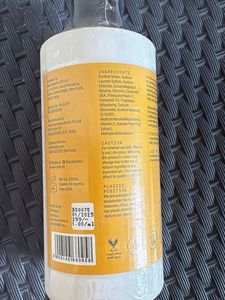 Arata Vitamin C Body Wash