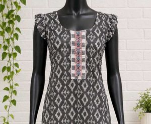 Stylish Grey Diamond Print Kurta