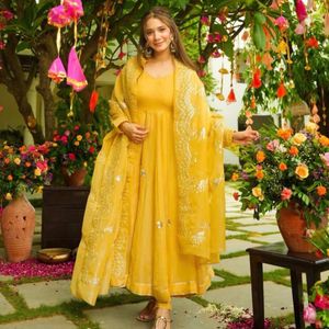 IDAHO Tavisi Yellow Suit Set