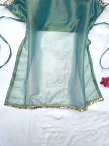 Y2k chatpati Backless halter top 👄