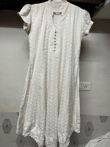 White Embroidered Kurta Zariii Work has No Stain🤍
