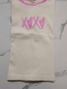 Cream XOXO Graphic T-Shirt