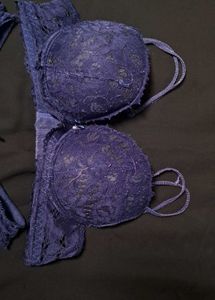 Lace Bra and Panty Set