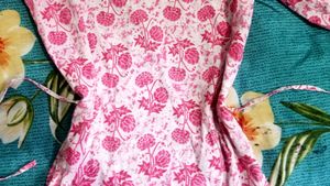 PRICE DROP🌸Pinteresty Bell sleeve tie back kurti